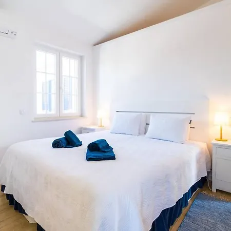 Quinta Do Verao 6br Sea Views Salt Pool & 12 Person Jacuzzi *