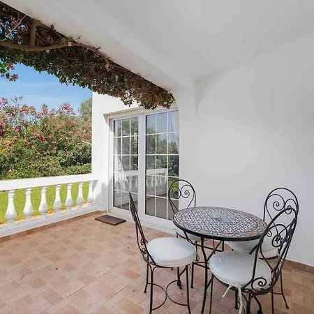 Quinta Do Verao 6br Sea Views Salt Pool & 12 Person Jacuzzi וילה לאגוּ‏ש