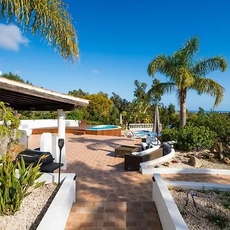 Quinta Do Verao 6br Sea Views Salt Pool & 12 Person Jacuzzi