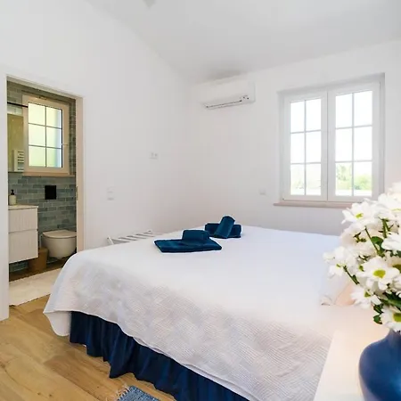 Quinta Do Verao 6br Sea Views Salt Pool & 12 Person Jacuzzi *