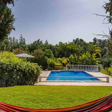 Quinta Do Verao 6br Sea Views Salt Pool & 12 Person Jacuzzi וילה לאגוּ‏ש